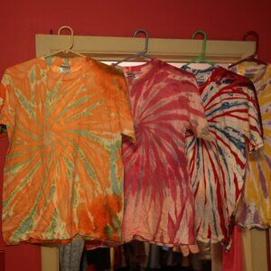 4 tie die t shirts3  oneita pre shrunk and 1 hummer sportswear